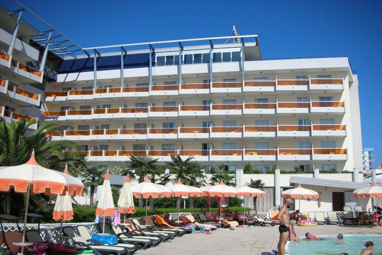 Bibione Palace Hotel מראה חיצוני תמונה
